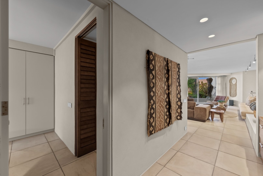 To Let 3 Bedroom Property for Rent in Bantry Bay Western Cape